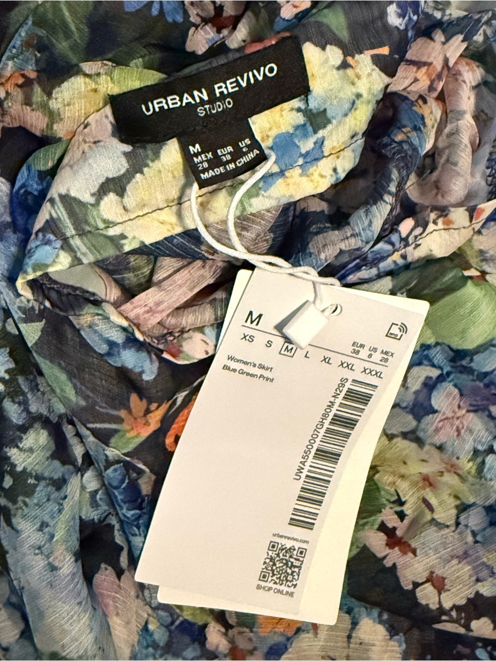Botanical High-Slit Maxi Skirt in Green Multi - Picture 3 of 3
